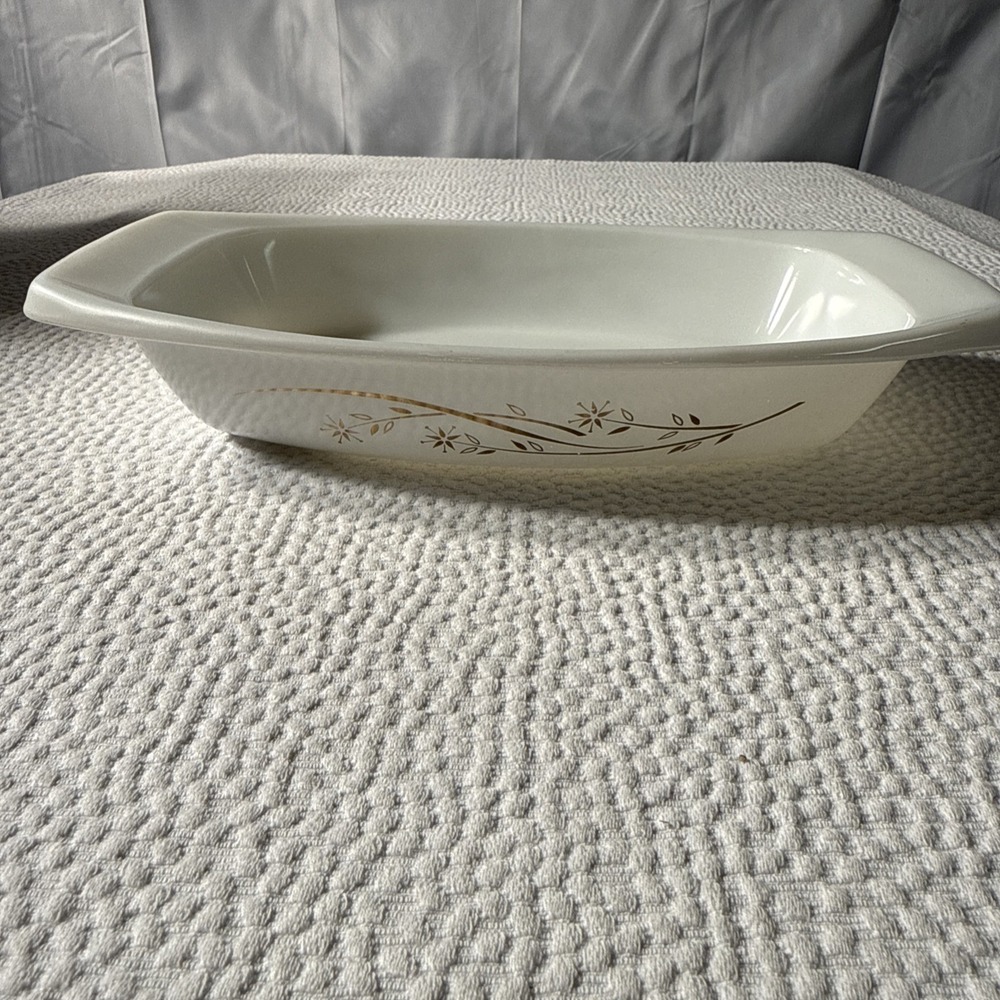 Vintage Pyrex Golden Honeysuckle 1.5 QT Casserole Dish #033 Gold Pattern NO LID